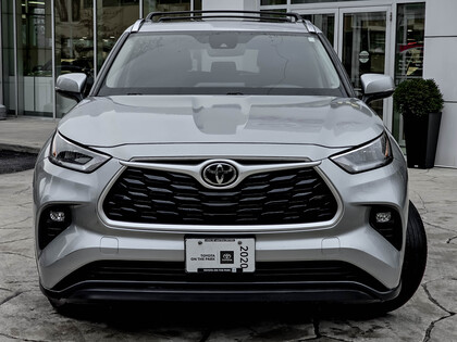 used 2020 Toyota Highlander car, priced at $36,595