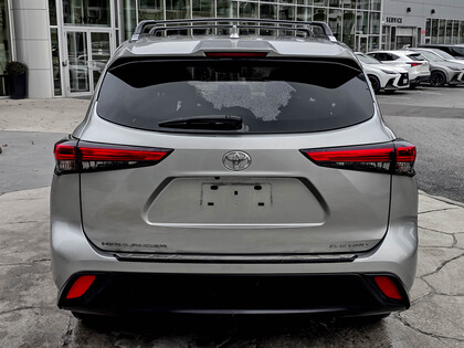 used 2020 Toyota Highlander car, priced at $36,595