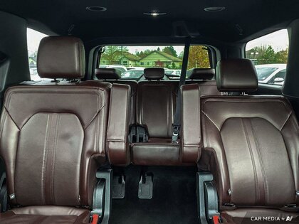 used 2022 Ford Expedition car, priced at $59,369