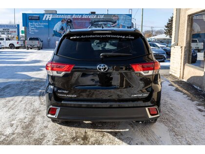 used 2018 Toyota Highlander car, priced at $35,997