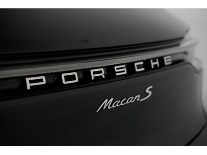 used 2020 Porsche Macan car, priced at $46,910