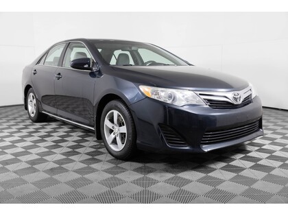 used 2014 Toyota Camry car, priced at $14,000