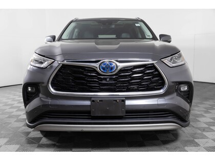 used 2020 Toyota Highlander Hybrid car, priced at $52,998