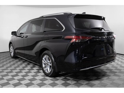 used 2021 Toyota Sienna car, priced at $60,998