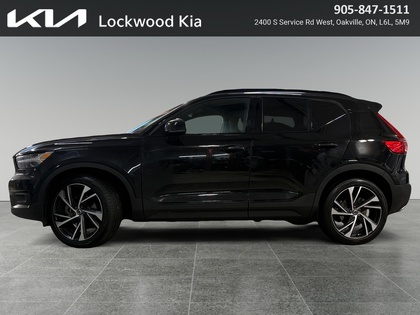 used 2020 Volvo XC40 car, priced at $30,980