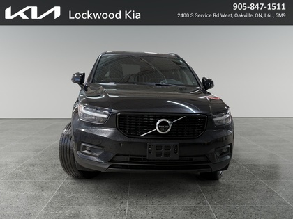 used 2020 Volvo XC40 car, priced at $30,980