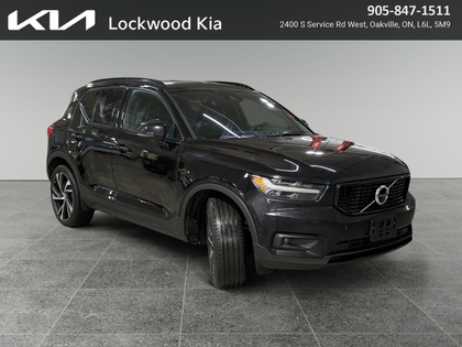 used 2020 Volvo XC40 car, priced at $30,980