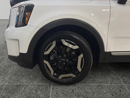 used 2024 Kia Telluride car, priced at $45,980