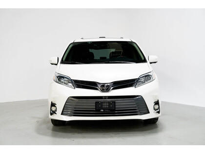 used 2018 Toyota Sienna car, priced at $43,910