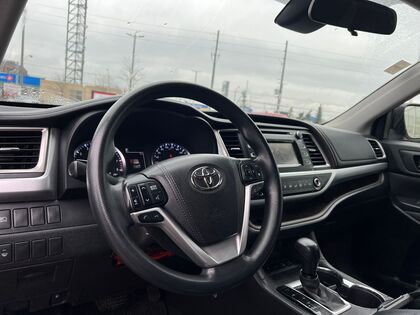 used 2017 Toyota Highlander car, priced at $23,995