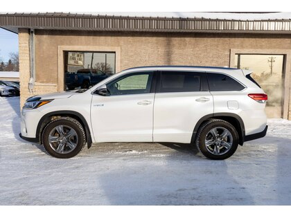 used 2017 Toyota Highlander Hybrid car, priced at $35,988