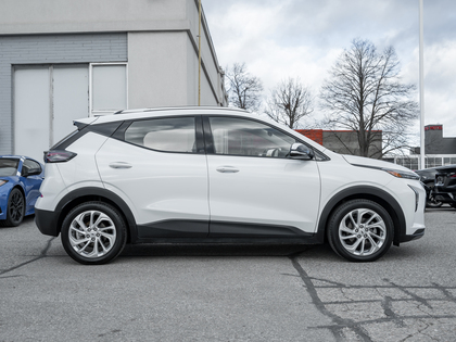 used 2023 Chevrolet Bolt EUV car, priced at $26,913